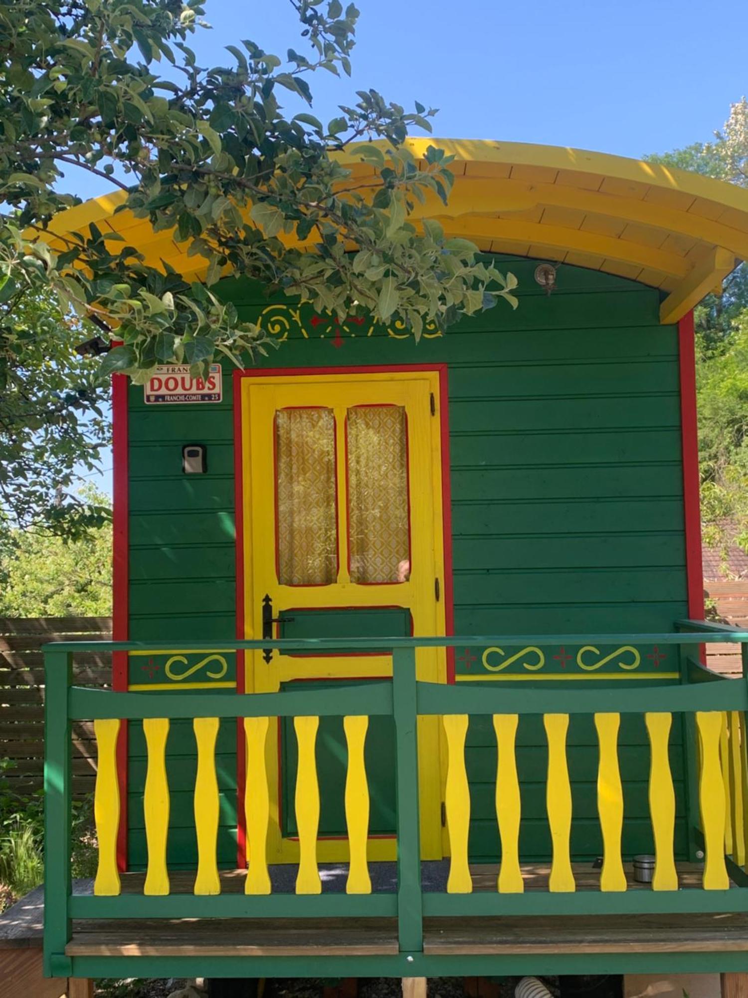 La Roulotte De Moulin Rouge Villa Audelange Exteriör bild